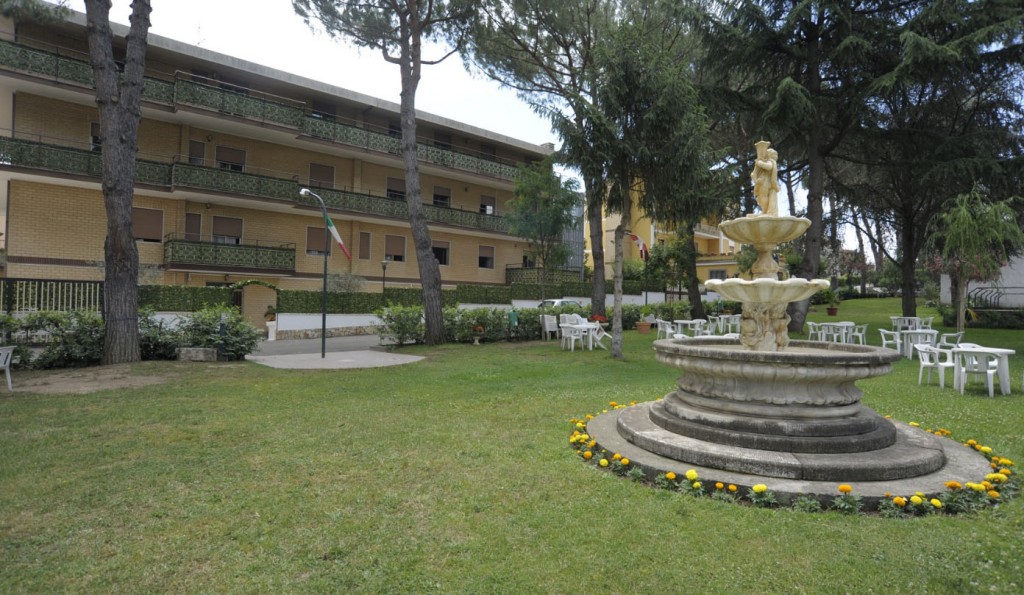 CASA DI RIPOSO CASTELLI ROMANI